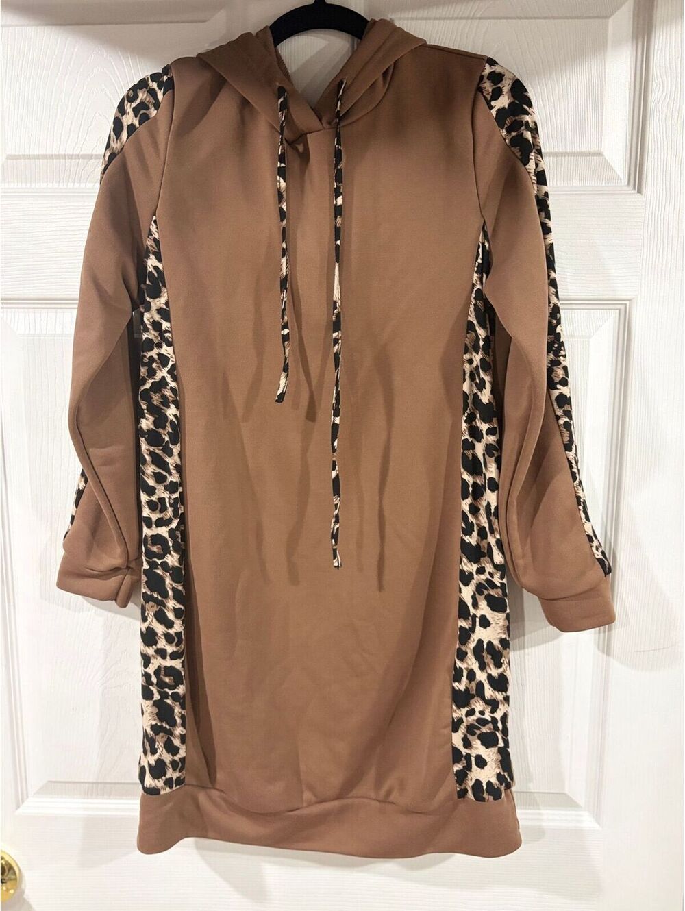 #158 Emery Rose Hooded sweatshirt dress
